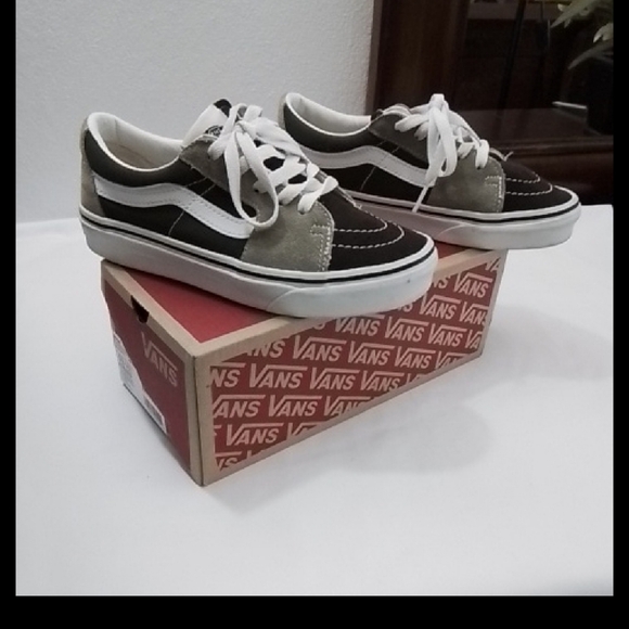 Vans Brown and Tan Sk8 Low. Size 5.5 Women And 4.0 Mens - Picture 11 of 12